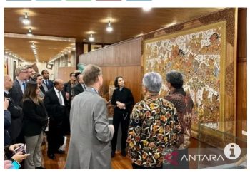 11 Benda Seni Budaya Nasional Dipamerkan di The Archipelago Street Paris