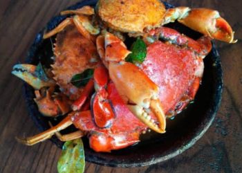 Kebahagiaan dalam Balutan Tradisi Tepung Tawar  ‎