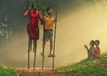 Egrang, Tradisi Usang yang Tak Tergerus Zaman  ‎