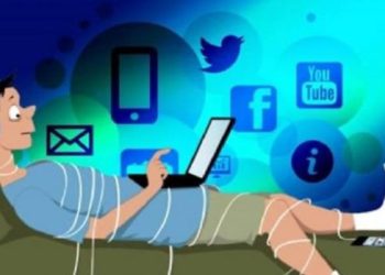 Gawat! 98,7 % Penduduk Indonesia di Atas 16 Tahun Pecandu Internet   ‎