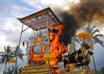 Ngaben, Tradisi Hindu Menuju Nirwana  