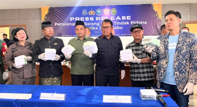 Gawat, Sumatera Barat Jadi Tujuan Utama Peredaran Narkoba!  ‎