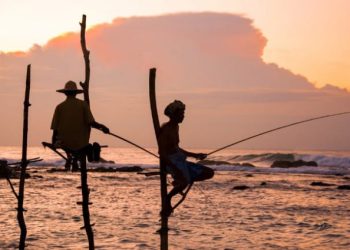 Uniknya Memancing Ikan di Srilanka 