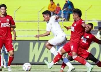 Berpacu di Zona Merah, Semen Padang Selamat