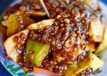 Segarkan Harimu dengan Rujak  ‎