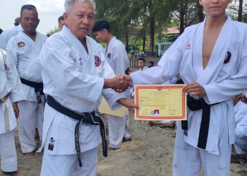 Efriadi : Karate Selalu Ajarkan Kita untuk Sabar & Rendah Hati  ‎