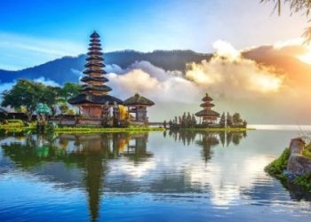 Tavel & Leisure : Bali Nomor 3 di Dunia