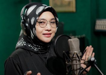 Jejak Spiritualitas dalam Nada: Transformasi Budaya Novi Ayla dari Dangdut ke Religi