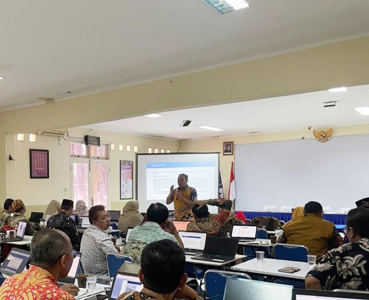 Hadapi Tantangan Era Digital, Disdik Kabupaten Bekasi Tingkatkan Kompetensi Guru SD Melalui Bimtek Kurikulum